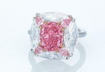 fancy vivid purplish pink diamond ring