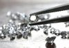 De Beers curbs diamond supply