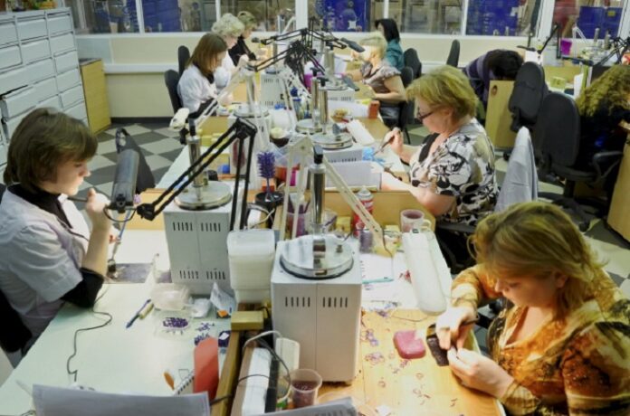 Russia's Finance Ministry to Launch Jewelry Platform