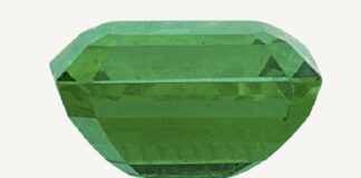 14-ct Emerald Smashes Christie's Estimate
