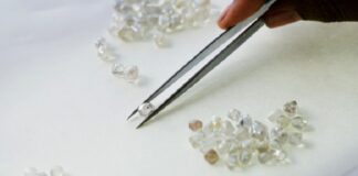 De Beers to Disclose Diamonds' Country of Origin